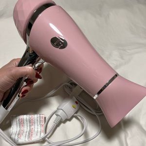 T3 blow dryer limited edition color!